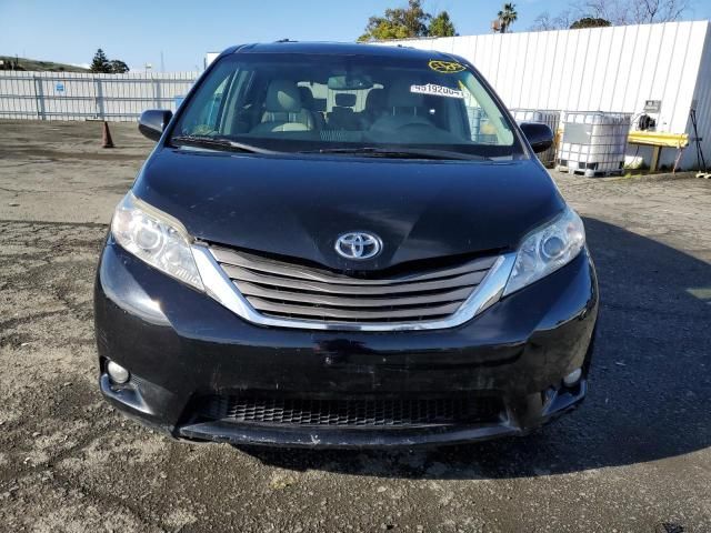 2011 Toyota Sienna XLE