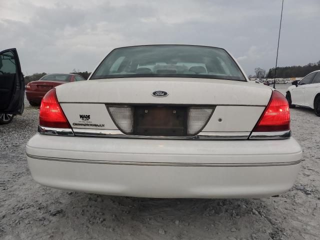 2005 Ford Crown Victoria LX