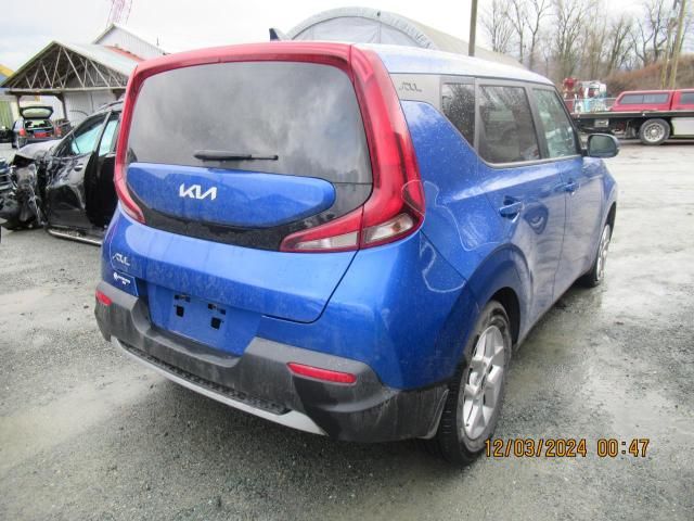 2022 KIA Soul EX