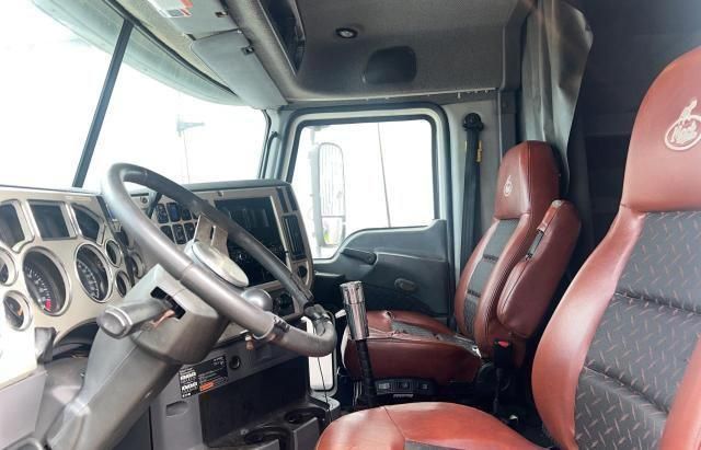 2013 Mack 600 CXU600