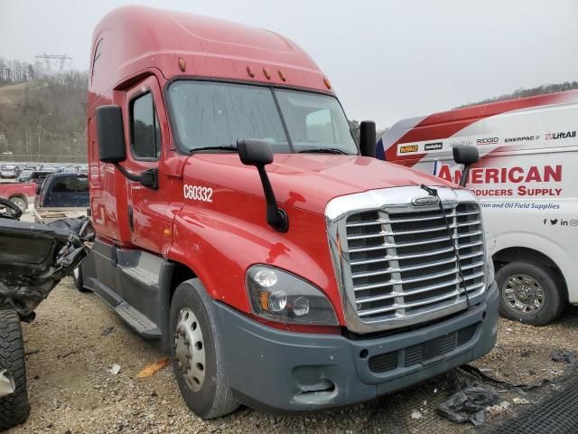 2016 Freightliner Cascadia 125