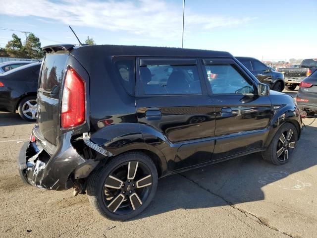 2010 KIA Soul +