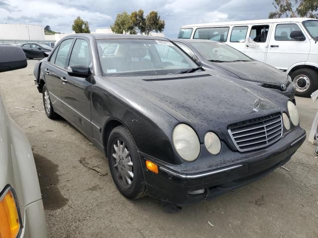 2001 Mercedes-Benz E 320