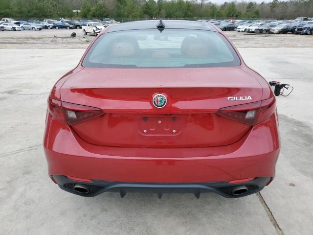 2017 Alfa Romeo Giulia TI