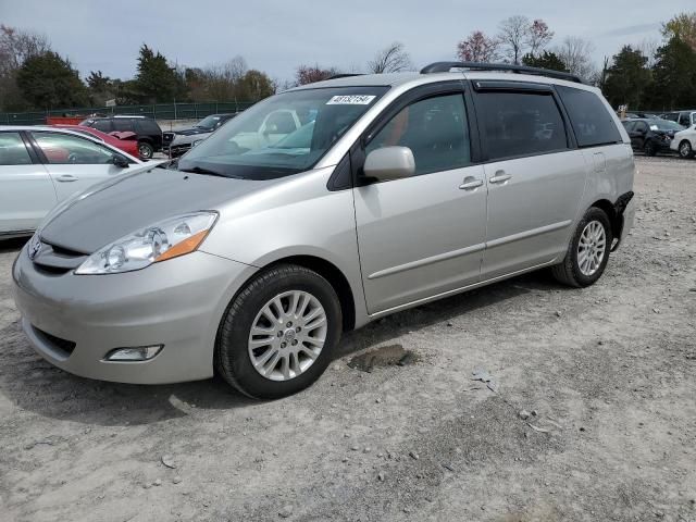 2008 Toyota Sienna XLE