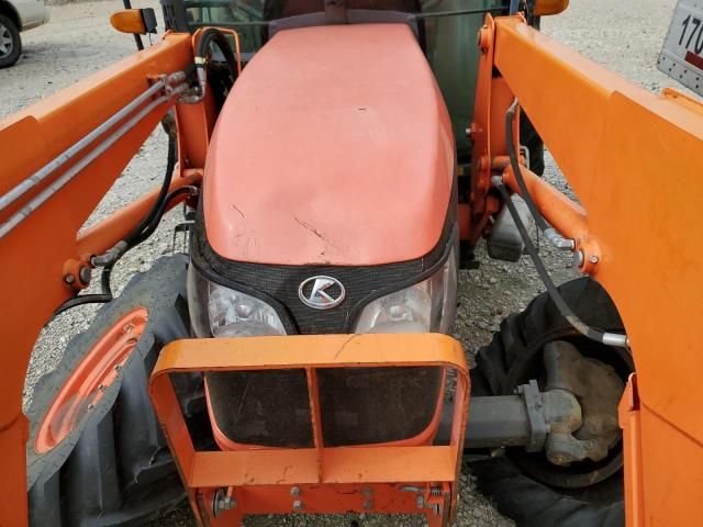 2013 Kubota Tractor