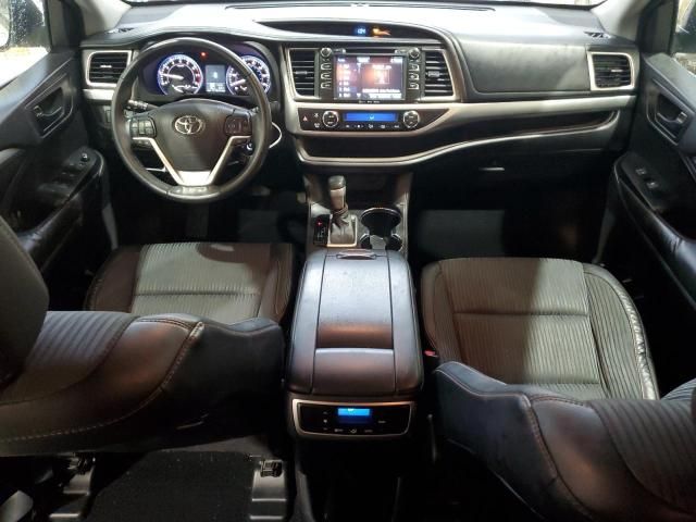 2016 Toyota Highlander LE