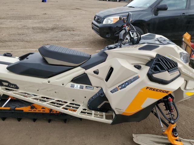 2022 Skidoo Freeride