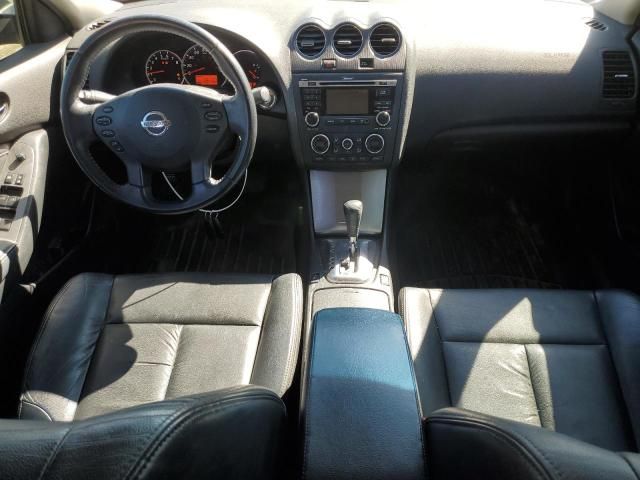 2010 Nissan Altima Base