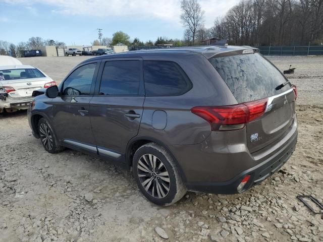 2019 Mitsubishi Outlander SE