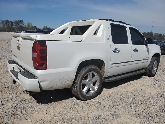 2012 Chevrolet Avalanche LTZ