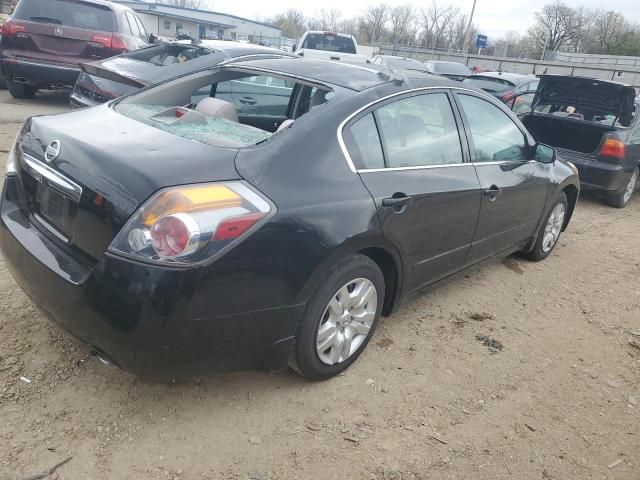 2010 Nissan Altima Base