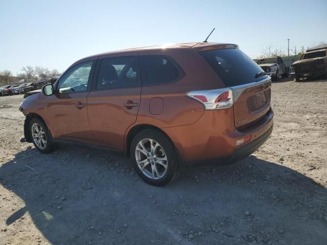 2014 Mitsubishi Outlander SE