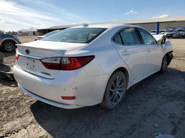 2018 Lexus ES 300H