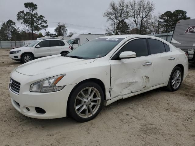 2010 Nissan Maxima S