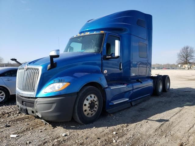 2019 International LT625