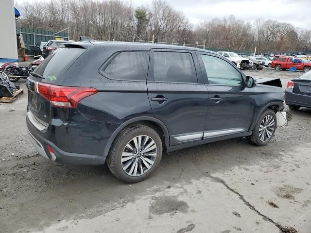 2020 Mitsubishi Outlander SE