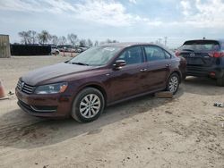 Salvage cars for sale from Copart Pekin, IL: 2014 Volkswagen Passat S