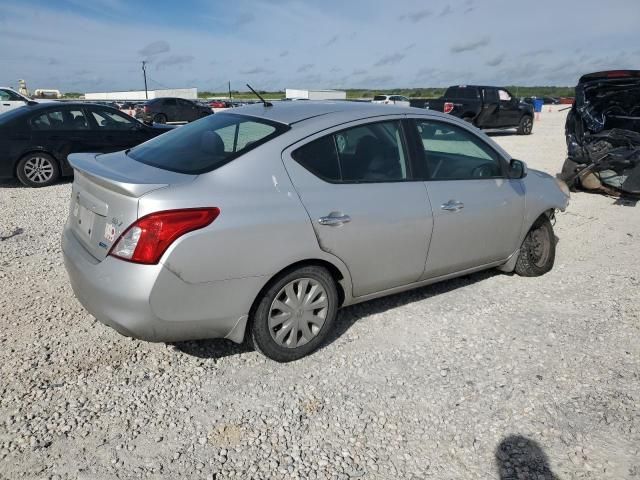 2013 Nissan Versa S