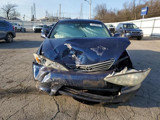 2005 Toyota Camry LE