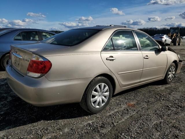 2005 Toyota Camry LE