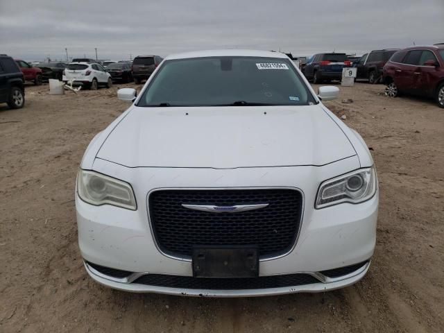 2019 Chrysler 300 Touring