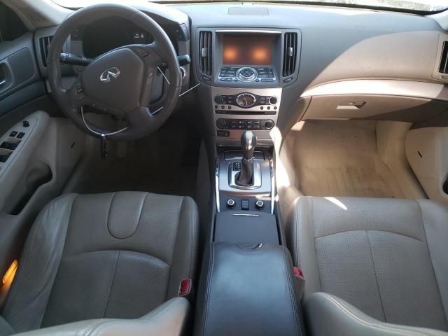 2015 Infiniti Q40