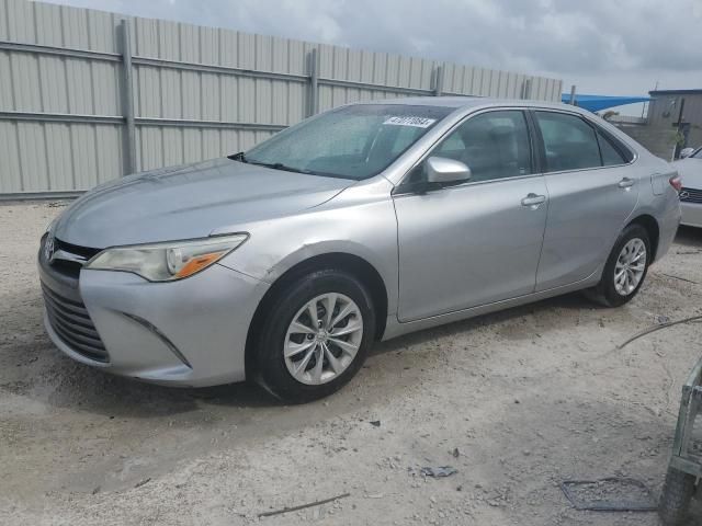 2016 Toyota Camry LE