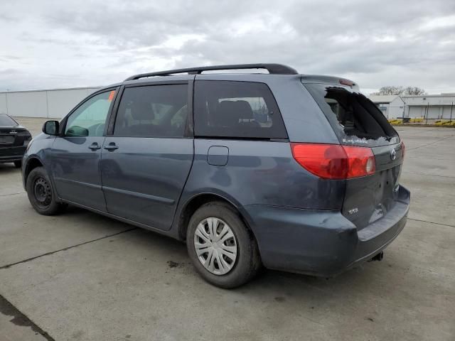 2010 Toyota Sienna CE