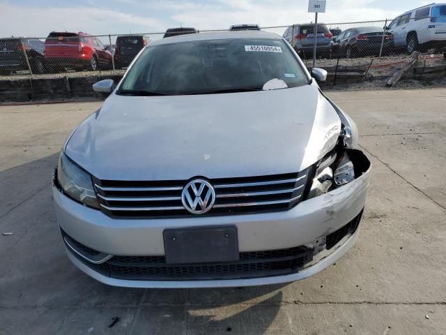 2012 Volkswagen Passat SE