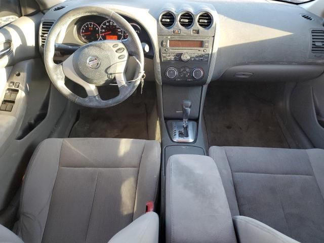 2010 Nissan Altima Base