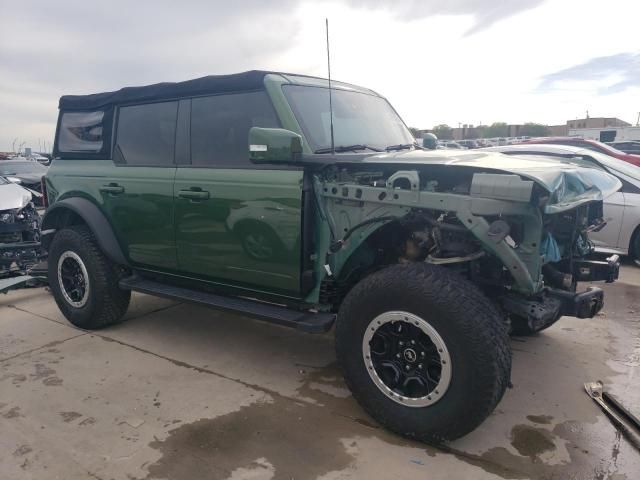 2022 Ford Bronco Base