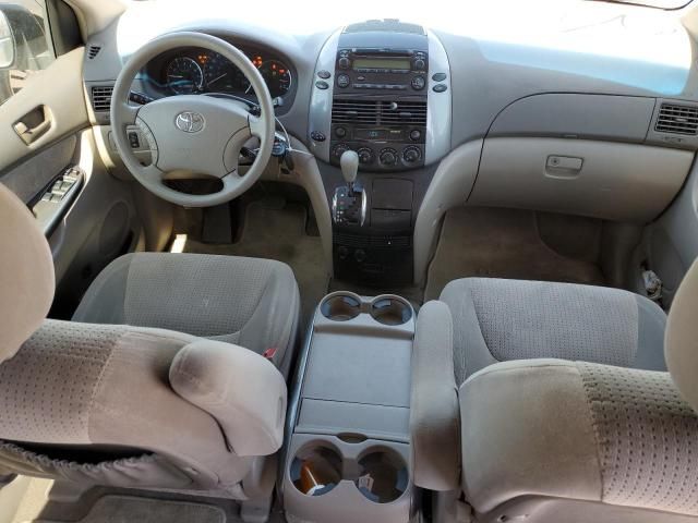 2008 Toyota Sienna CE