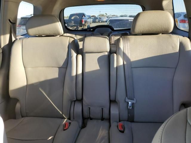 2011 Toyota Highlander Base