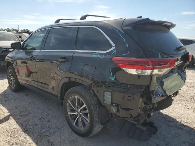 2019 Toyota Highlander SE