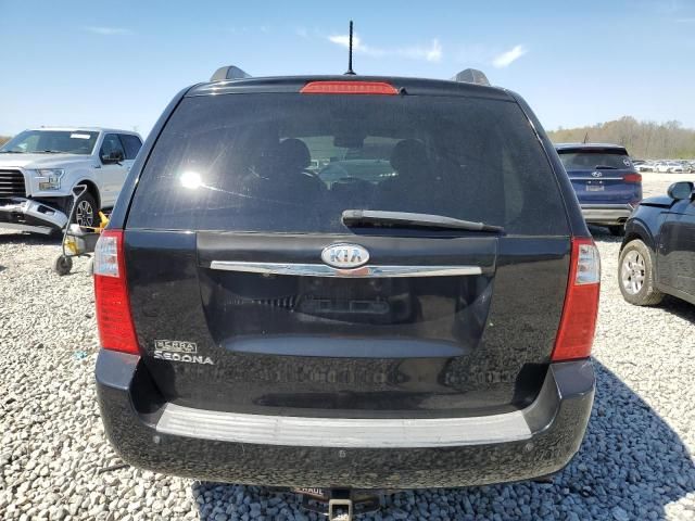 2010 KIA Sedona LX