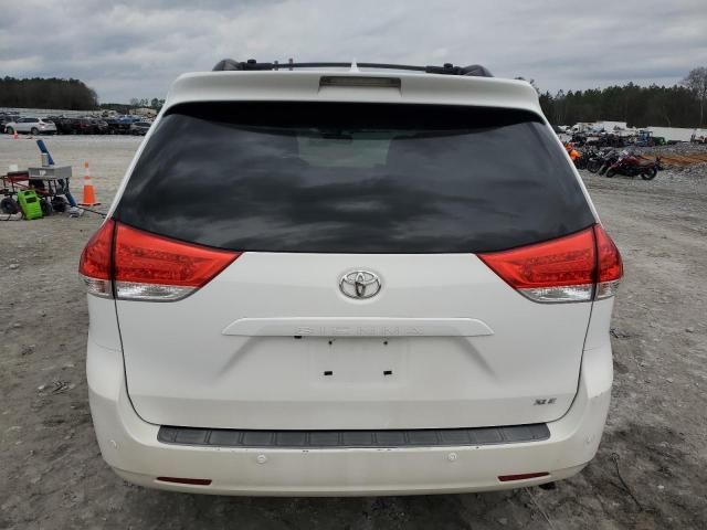 2012 Toyota Sienna XLE