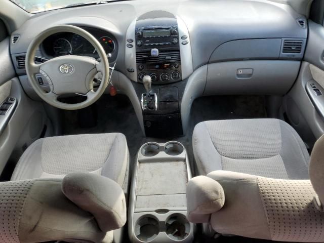 2006 Toyota Sienna CE