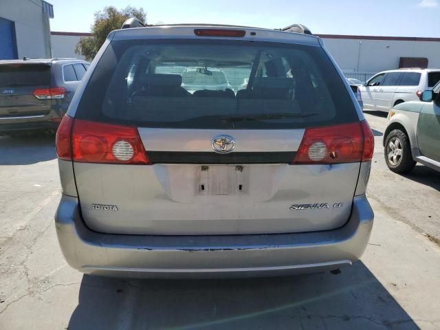 2006 Toyota Sienna CE