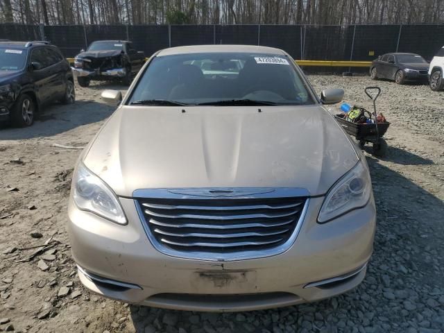 2013 Chrysler 200 Touring