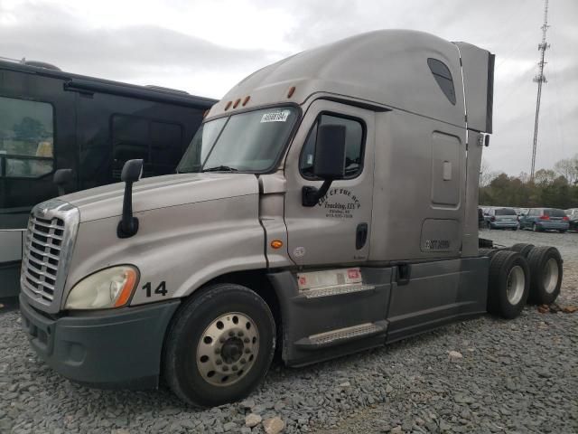 2018 Freightliner Cascadia 125