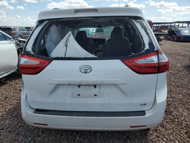 2015 Toyota Sienna LE