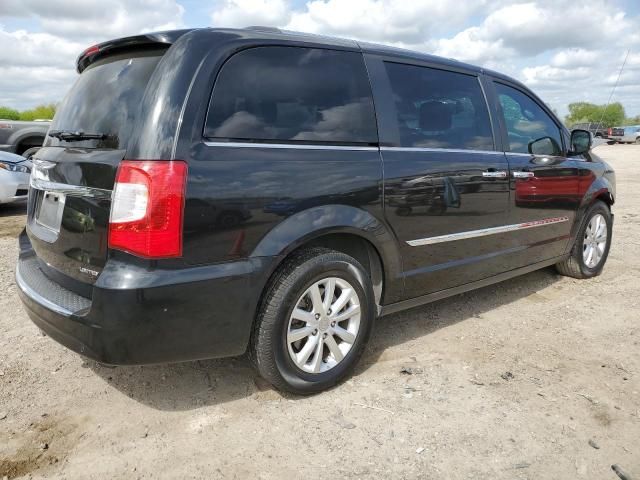 2015 Chrysler Town & Country Limited Platinum