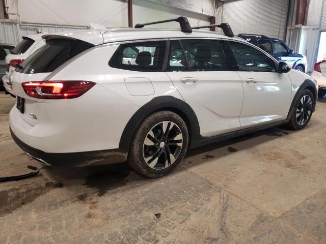 2019 Buick Regal Tourx Essence