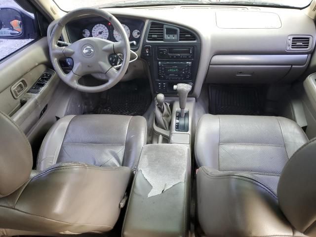 2004 Nissan Pathfinder LE