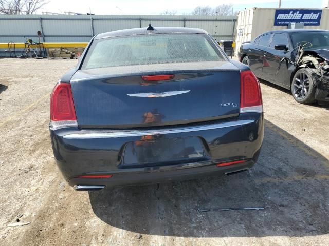 2016 Chrysler 300C