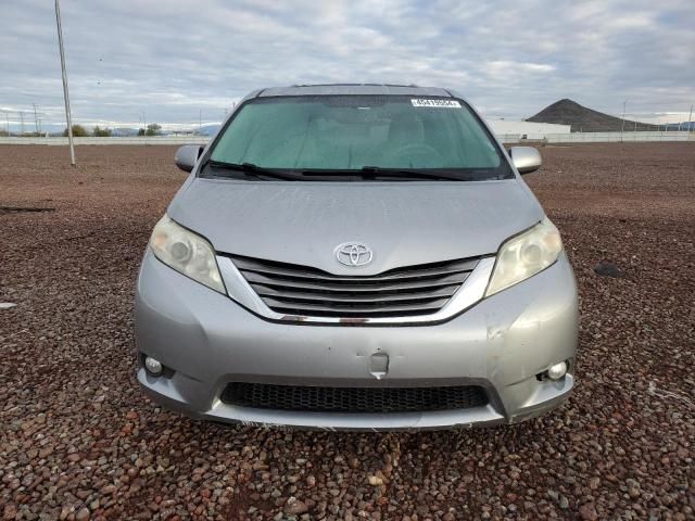 2011 Toyota Sienna XLE