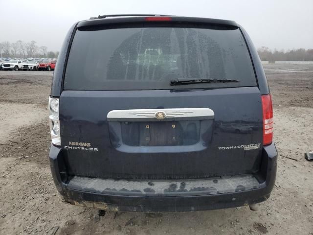 2010 Chrysler Town & Country Touring