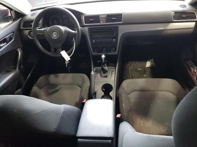 2014 Volkswagen Passat S