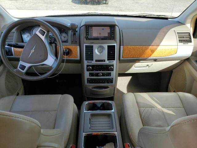 2008 Chrysler Town & Country Limited